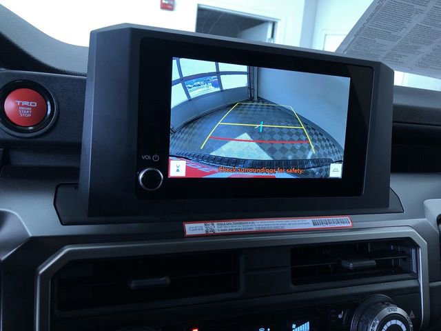 Certified 2025 Toyota 4Runner TRD Off-Road image 29