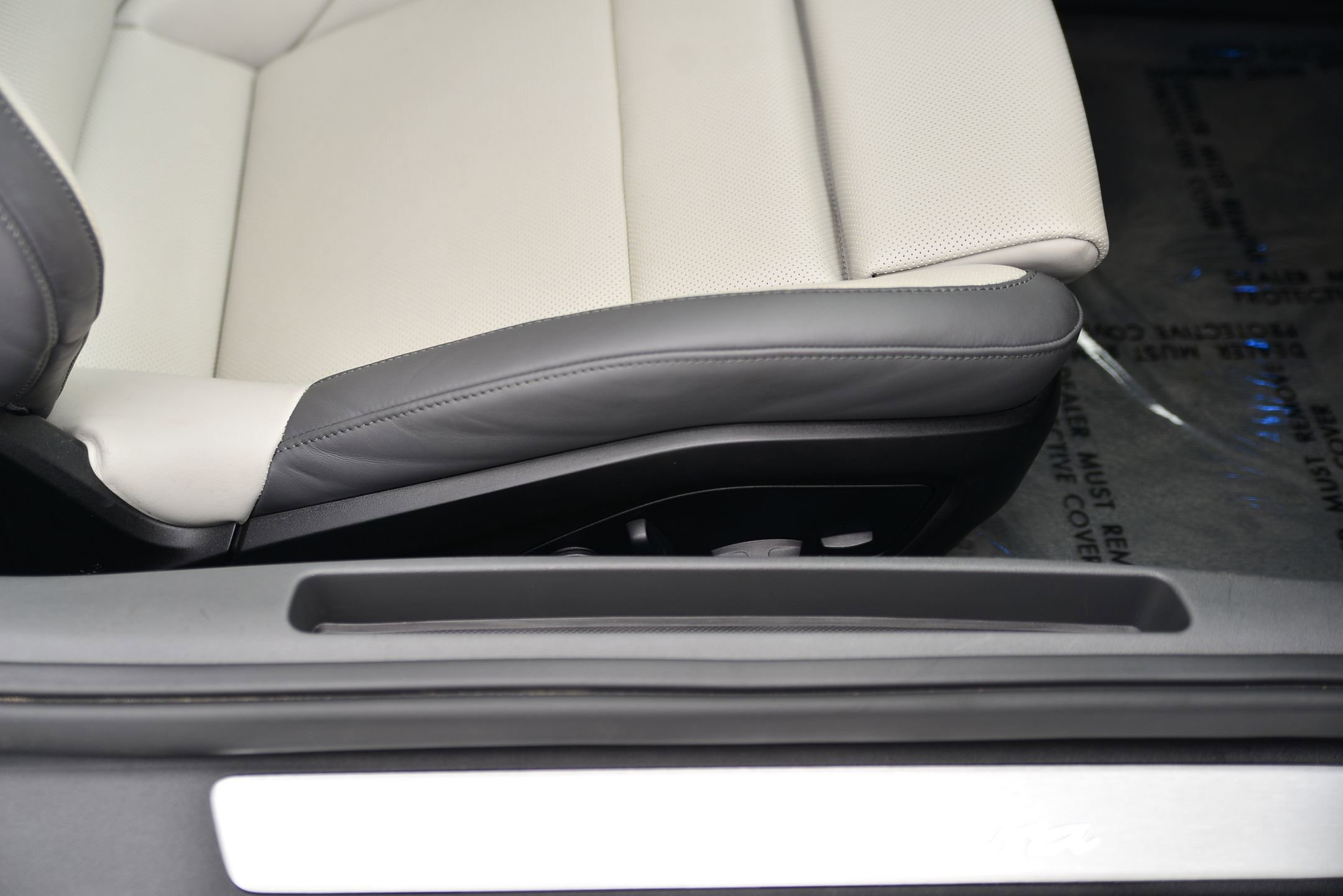 Certified 2025 Porsche 911 Carrera image 19