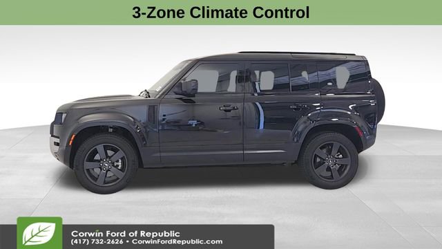 Used 2022 Land Rover Defender 110 S image 4