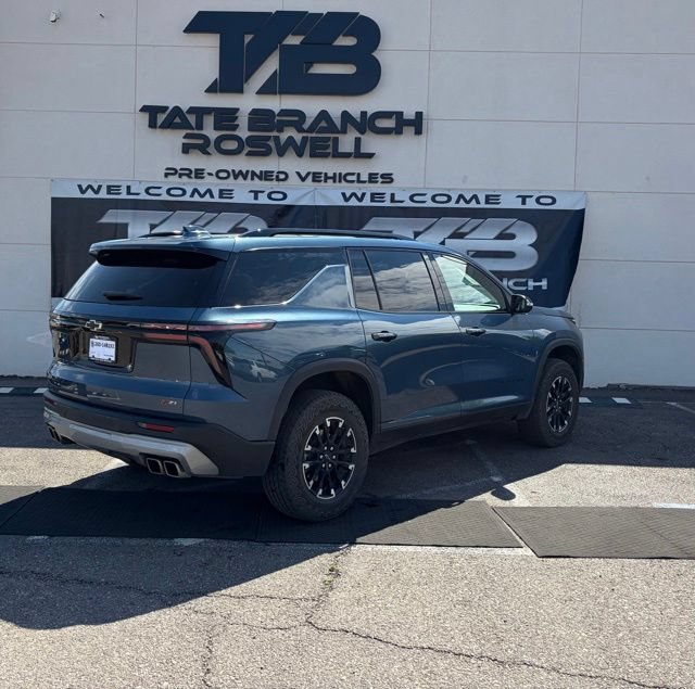 Used 2025 Chevrolet Traverse Z71 AWD/4WD image 7