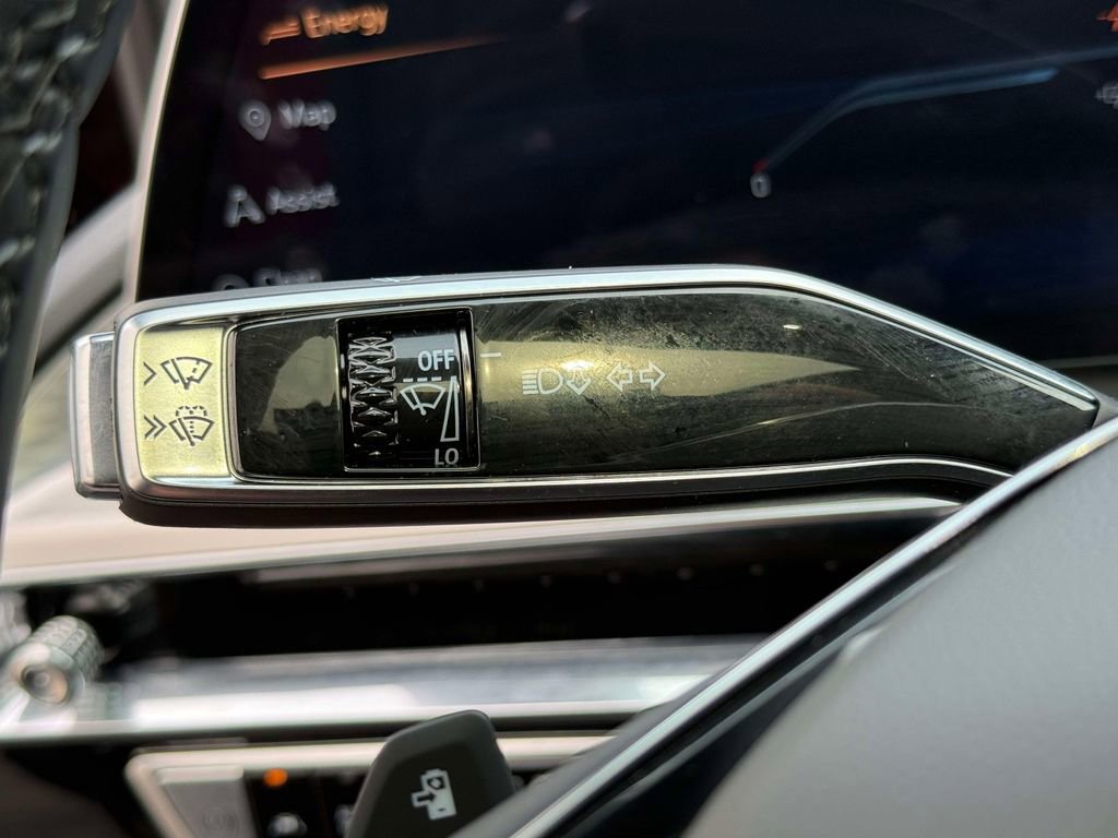 Used 2024 Cadillac Lyriq Sport image 30