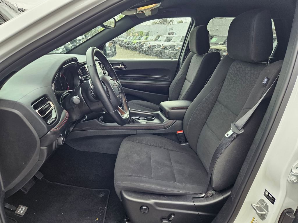 Certified 2025 Dodge Durango GT w/ Blacktop Package AWD/4WD image 12