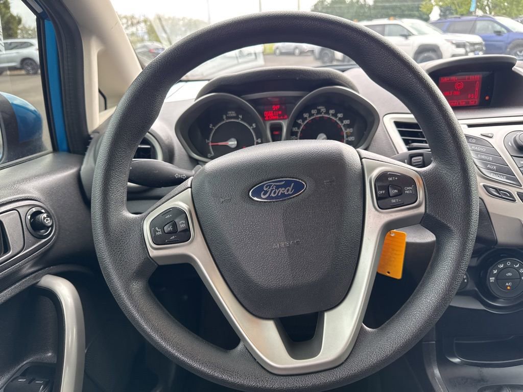 Used 2013 Ford Fiesta SE image 22