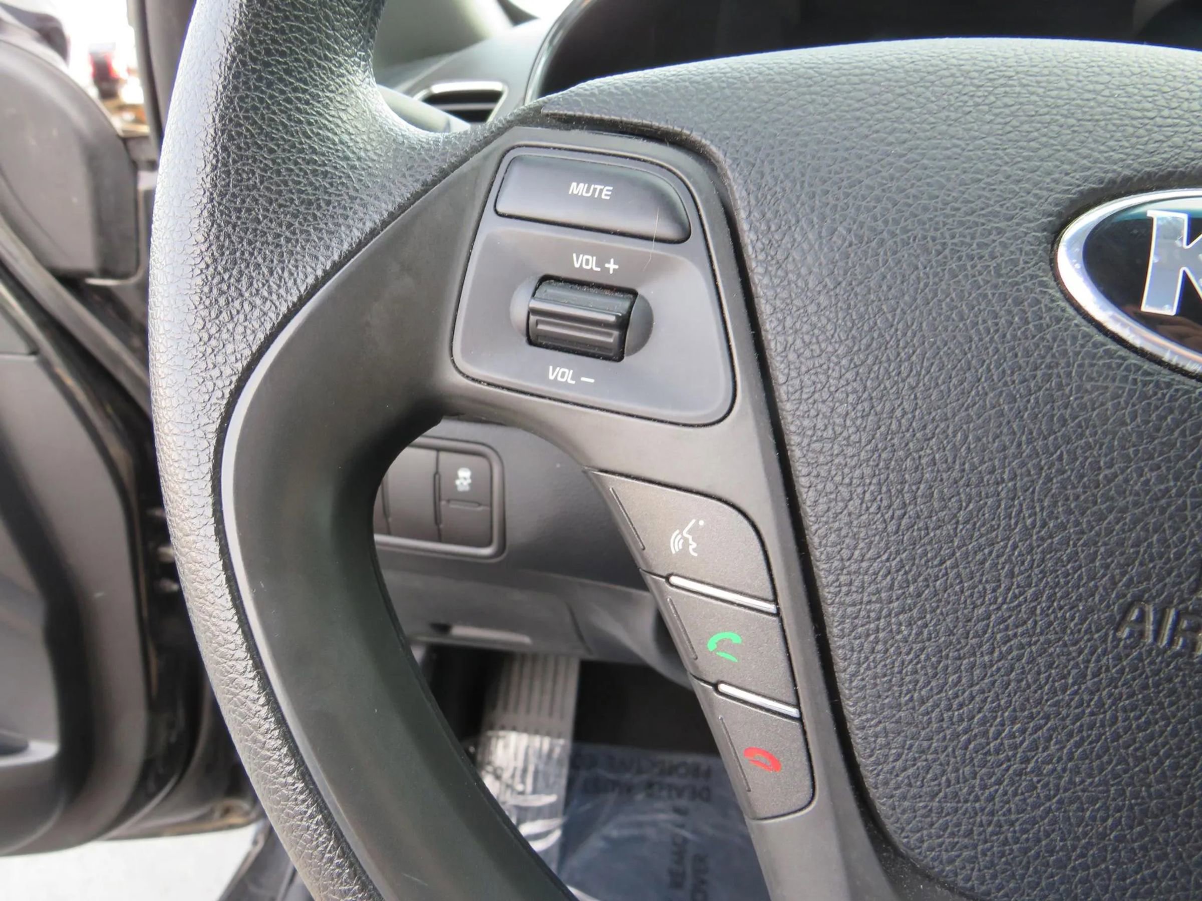 Used 2017 Kia Forte LX image 13