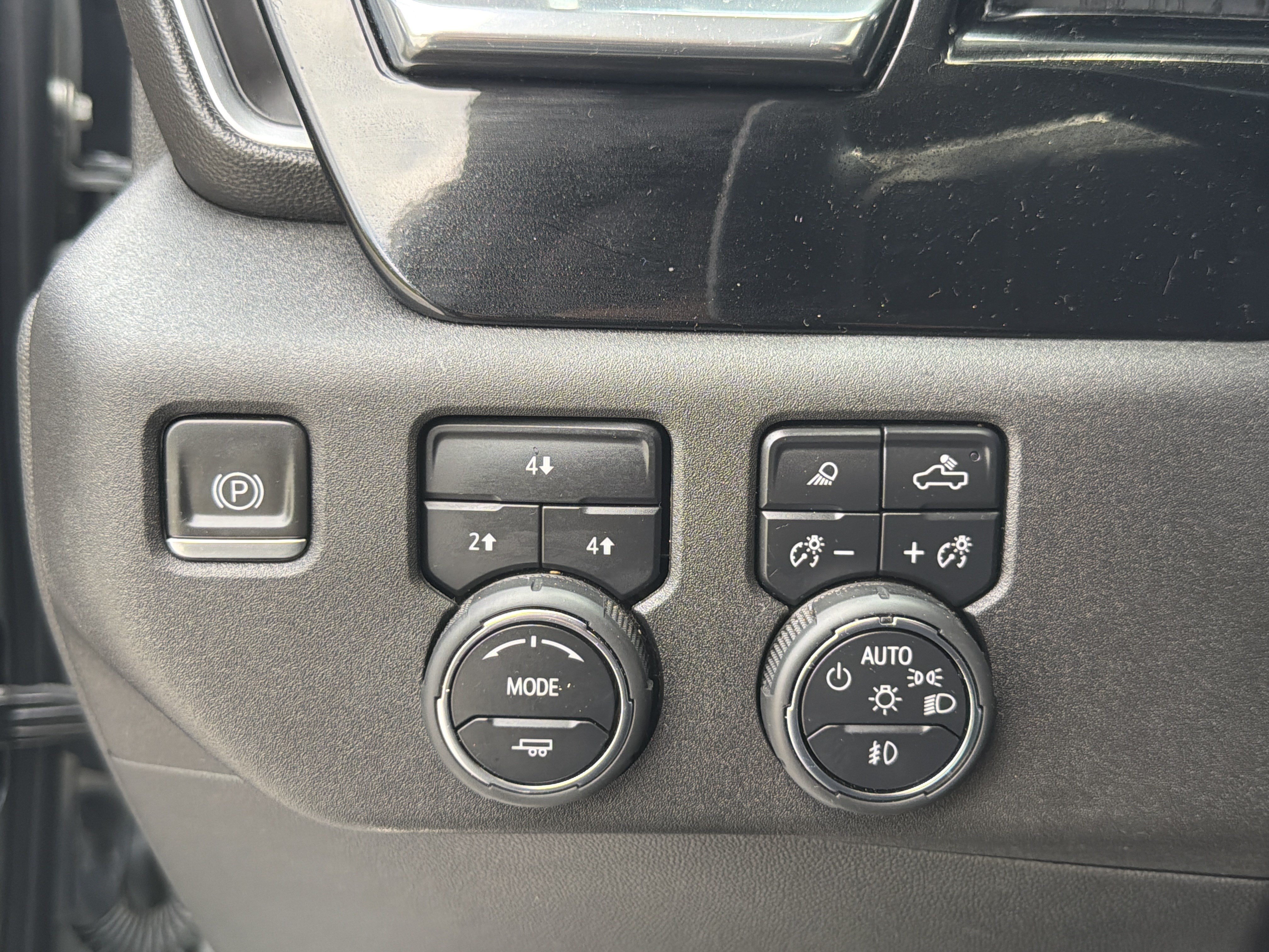 Used 2024 Chevrolet Silverado 3500 LT w/ All Star Edition AWD/4WD image 27