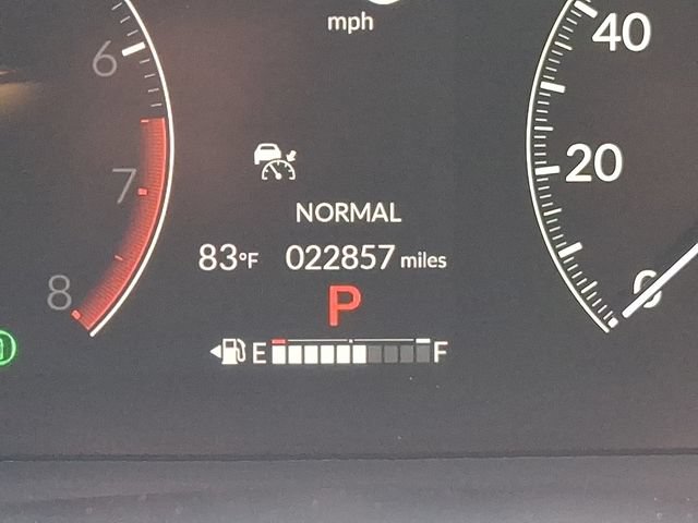Used 2025 Honda Pilot Touring image 25