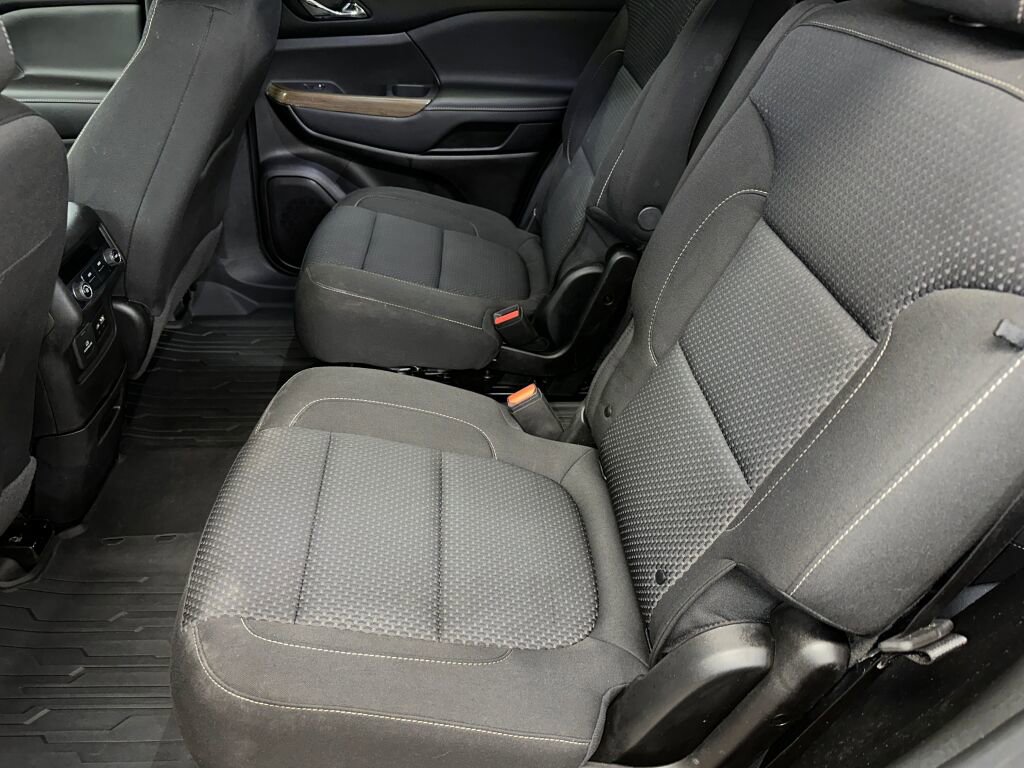 Certified 2022 GMC Acadia SLE w/ Driver Convenience Package image 20