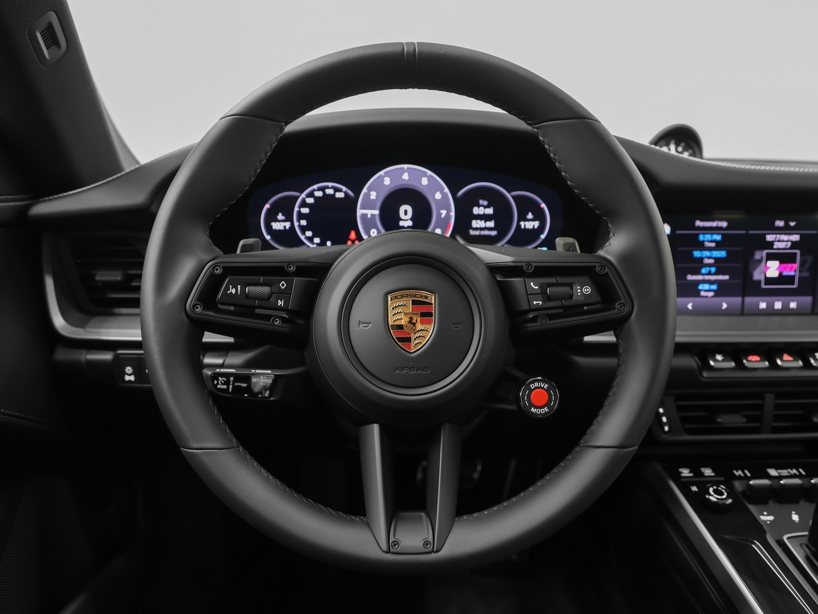 Used 2025 Porsche 911 Carrera image 40