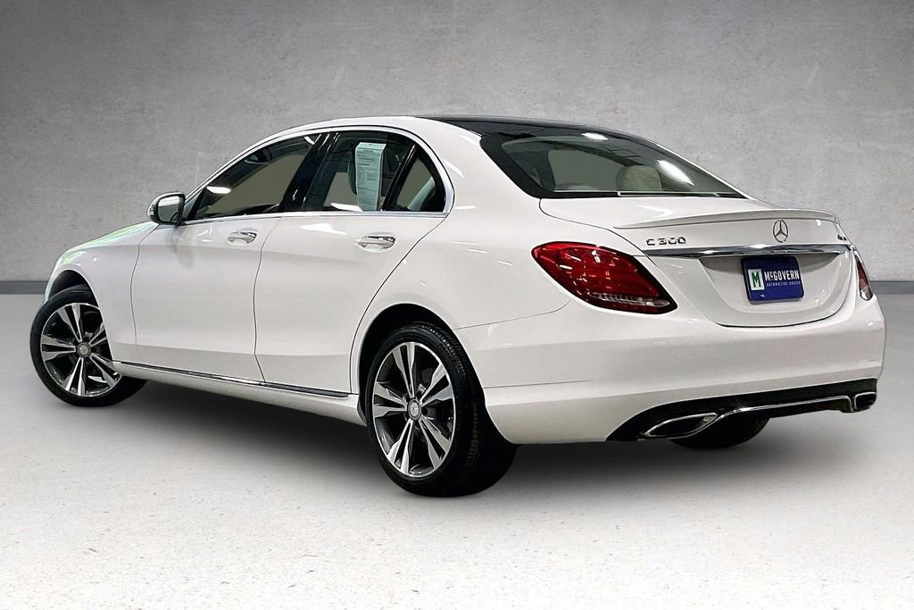 Used 2016 Mercedes-Benz C 300 4MATIC Sedan image 4