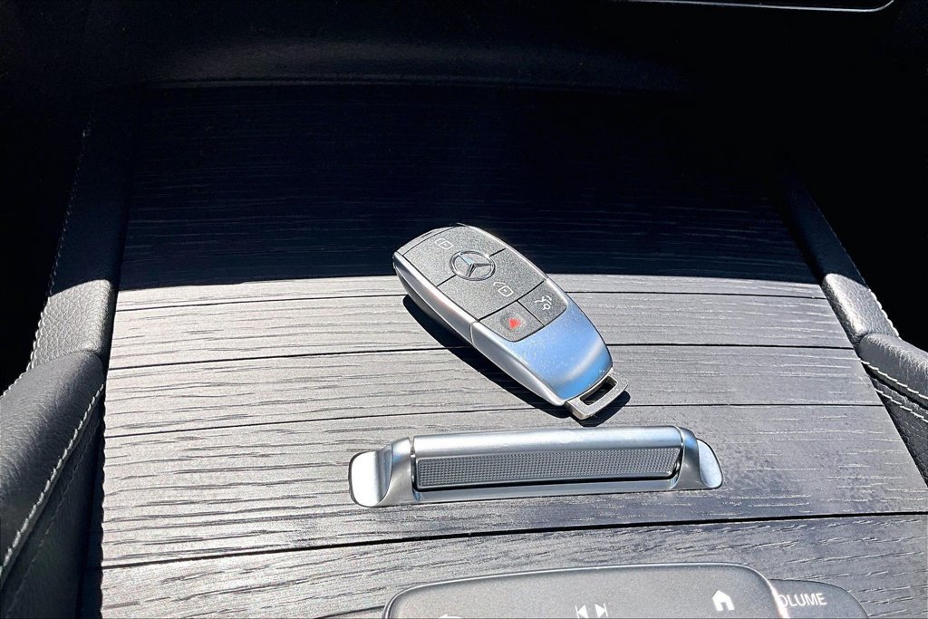 Certified 2023 Mercedes-Benz GLS 580 4MATIC image 10