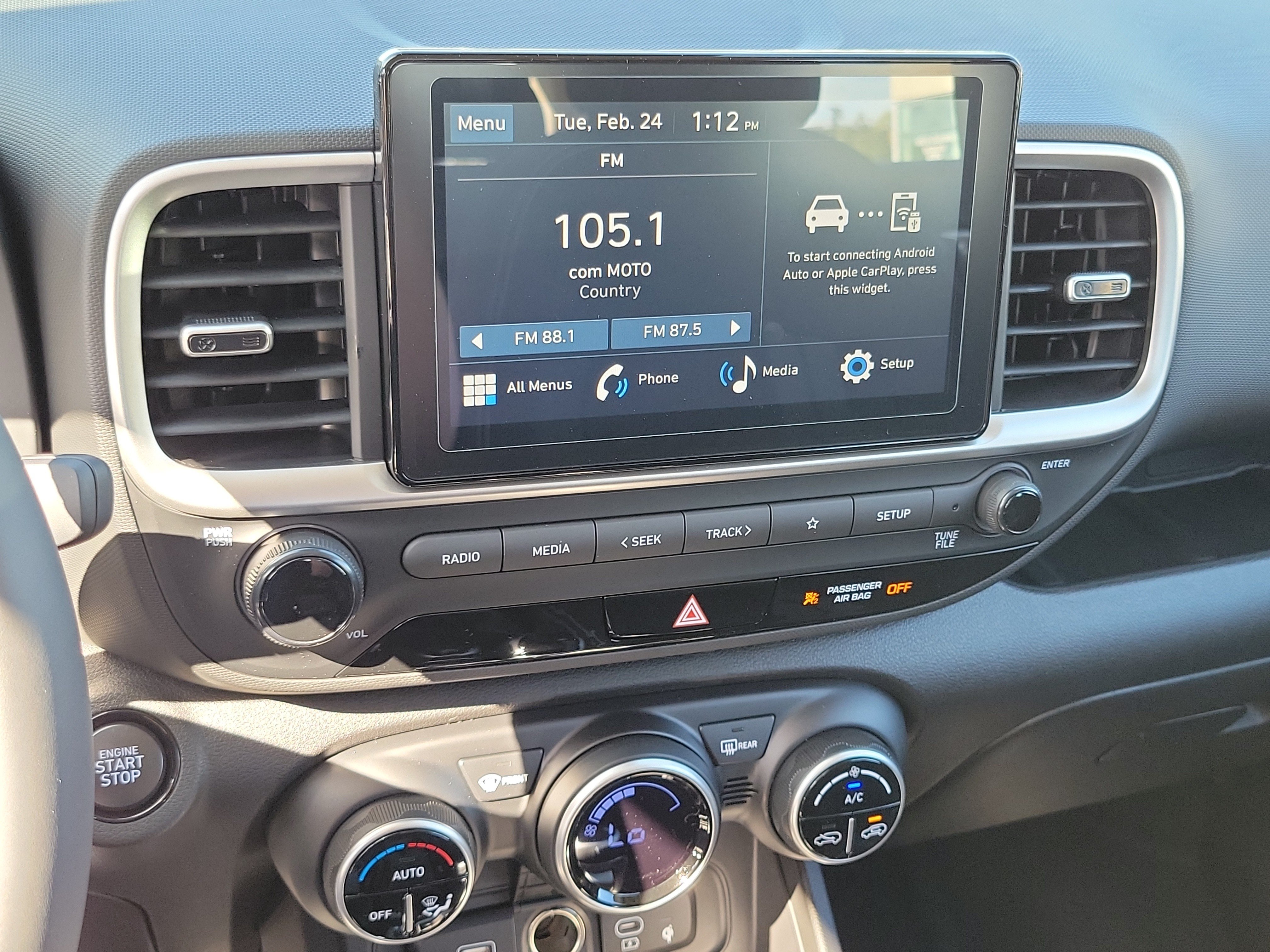 New 2026 Hyundai Venue SEL FWD image 7