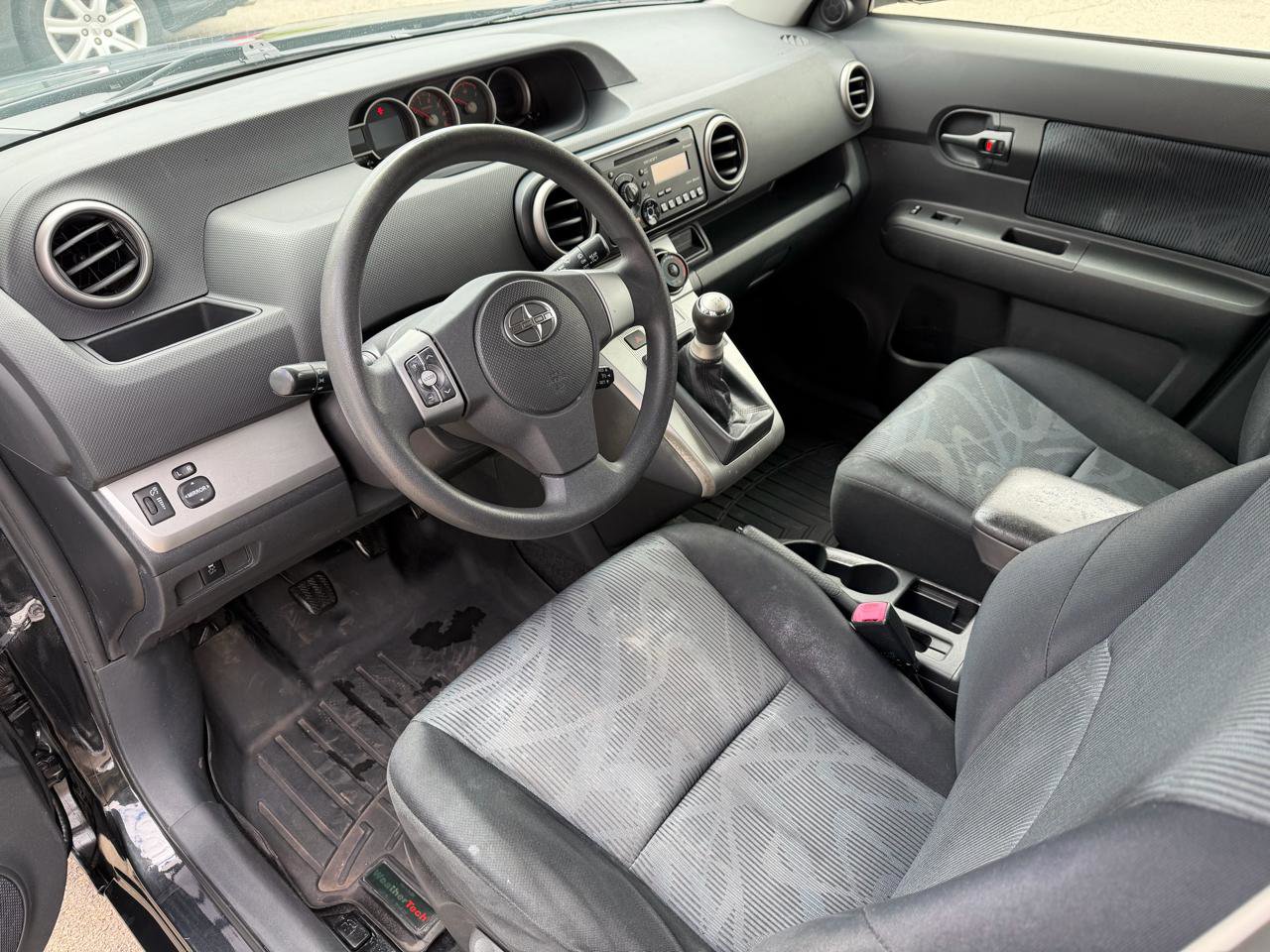 Used 2012 Scion xB FWD image 10