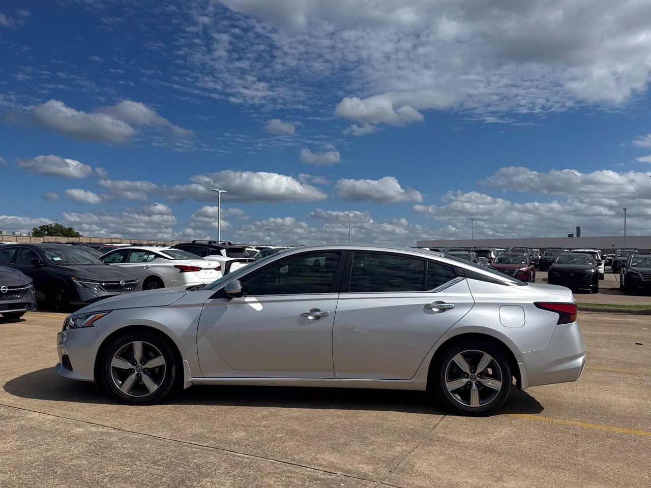 Used 2020 Nissan Altima 2.5 S w/ Driver Assist Package FWD image 15
