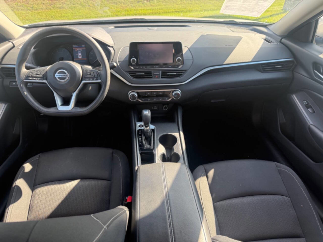 Used 2022 Nissan Altima 2.5 S image 5