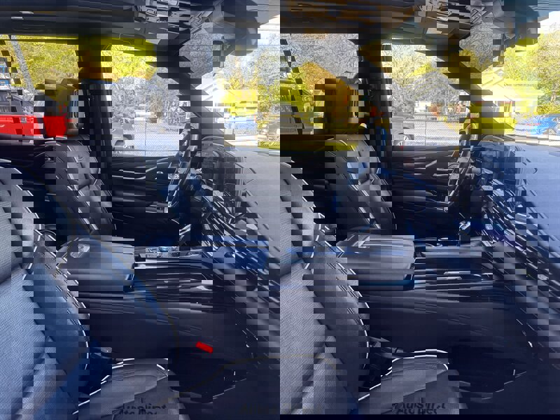 Used 2021 Cadillac Escalade Sport w/ Driver Assist Tech Package image 33