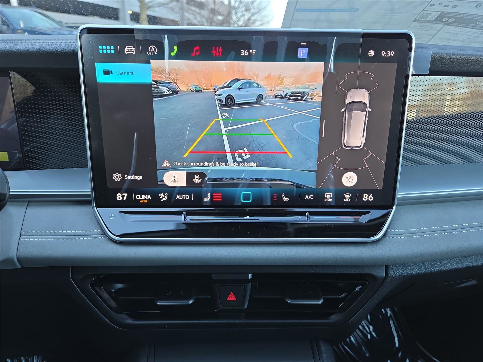 New 2026 Volkswagen Tiguan SE image 20