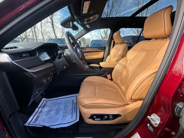 Used 2024 Jeep Grand Cherokee Summit w/ Advanced Protech Group IV image 26