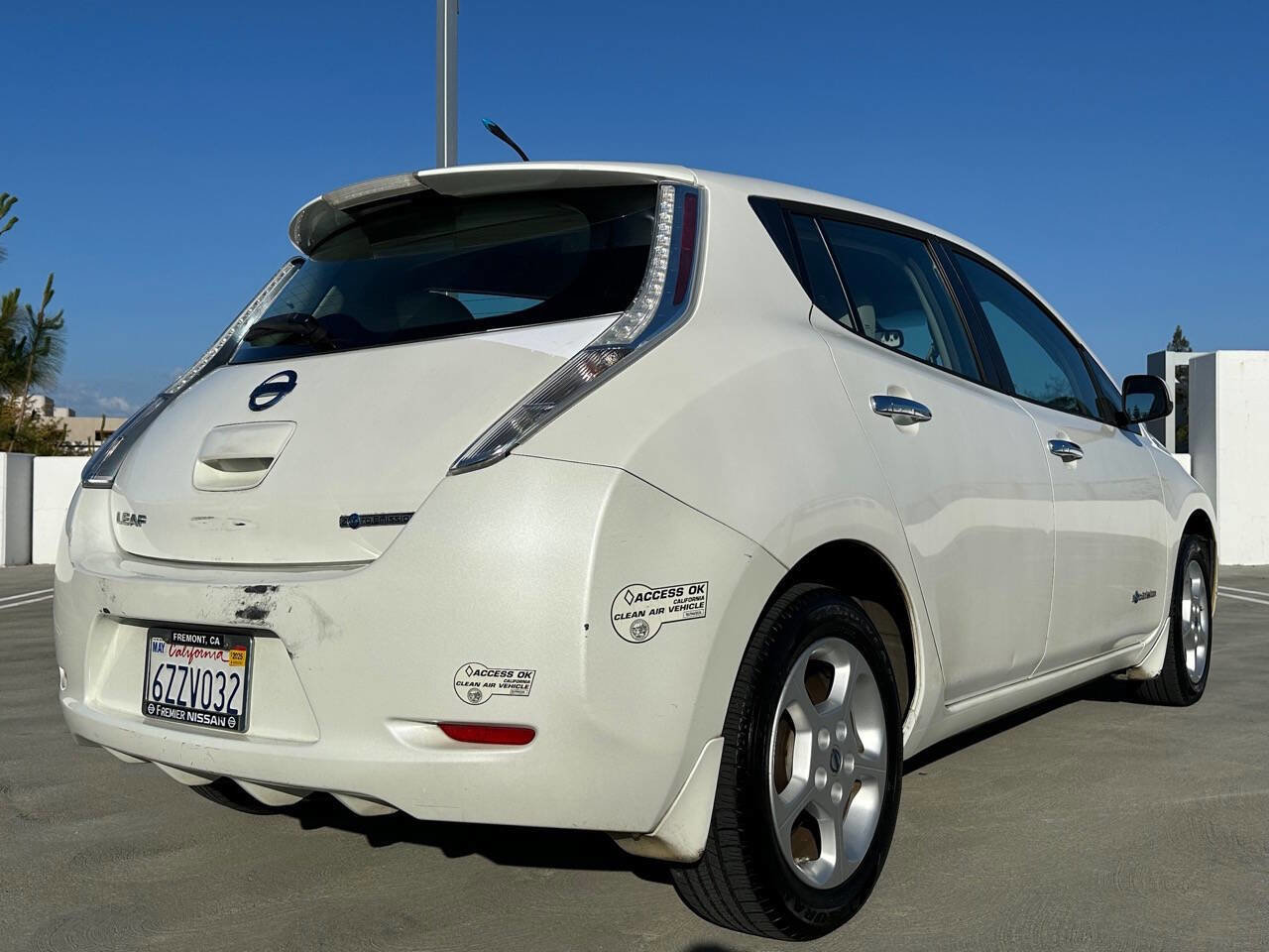 Used 2013 Nissan Leaf SV FWD image 12
