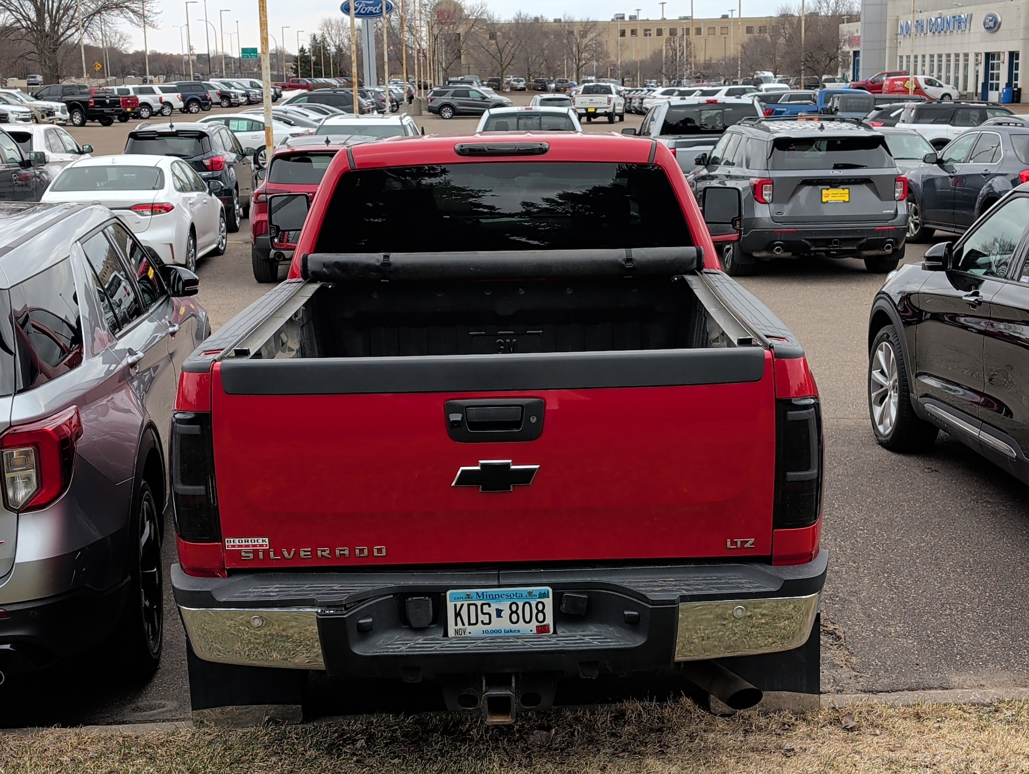 Used 2014 Chevrolet Silverado 2500 LTZ w/ LTZ Plus Package image 4