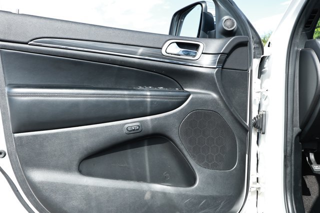 Used 2022 Jeep Grand Cherokee Limited RWD image 23