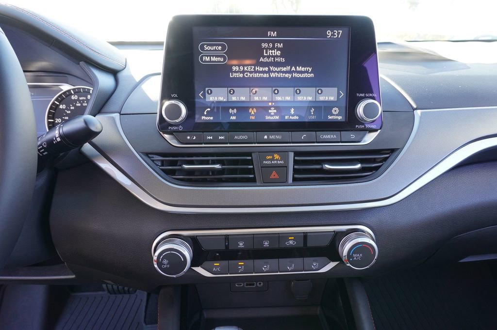 Certified 2025 Nissan Altima 2.5 SR image 19