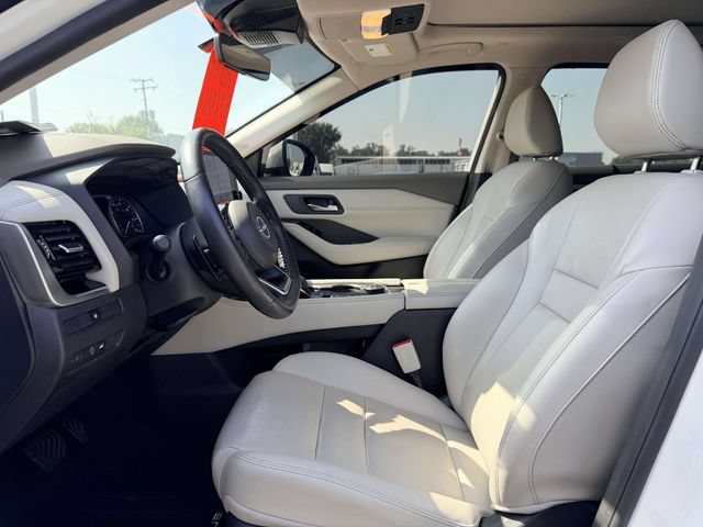 Certified 2023 Nissan Rogue SL w/ SL Premium Package AWD/4WD image 16