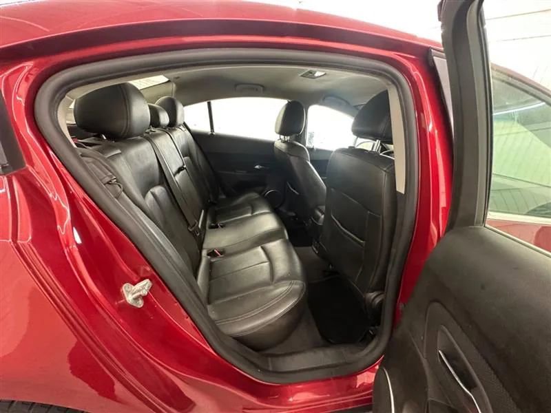 Used 2011 Chevrolet Cruze LT image 13