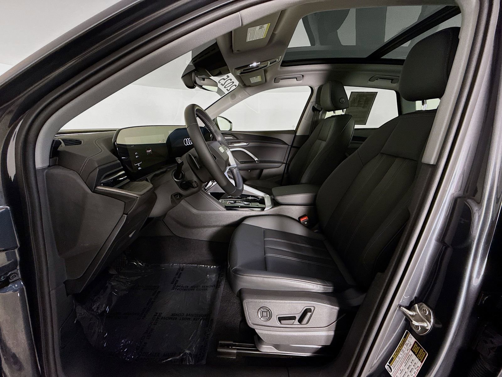 Certified 2025 Audi Q5 Premium w/ Premium Plus AWD/4WD image 21