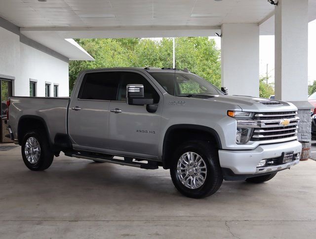 Used 2020 Chevrolet Silverado 3500 High Country w/ Technology Package AWD/4WD image 8