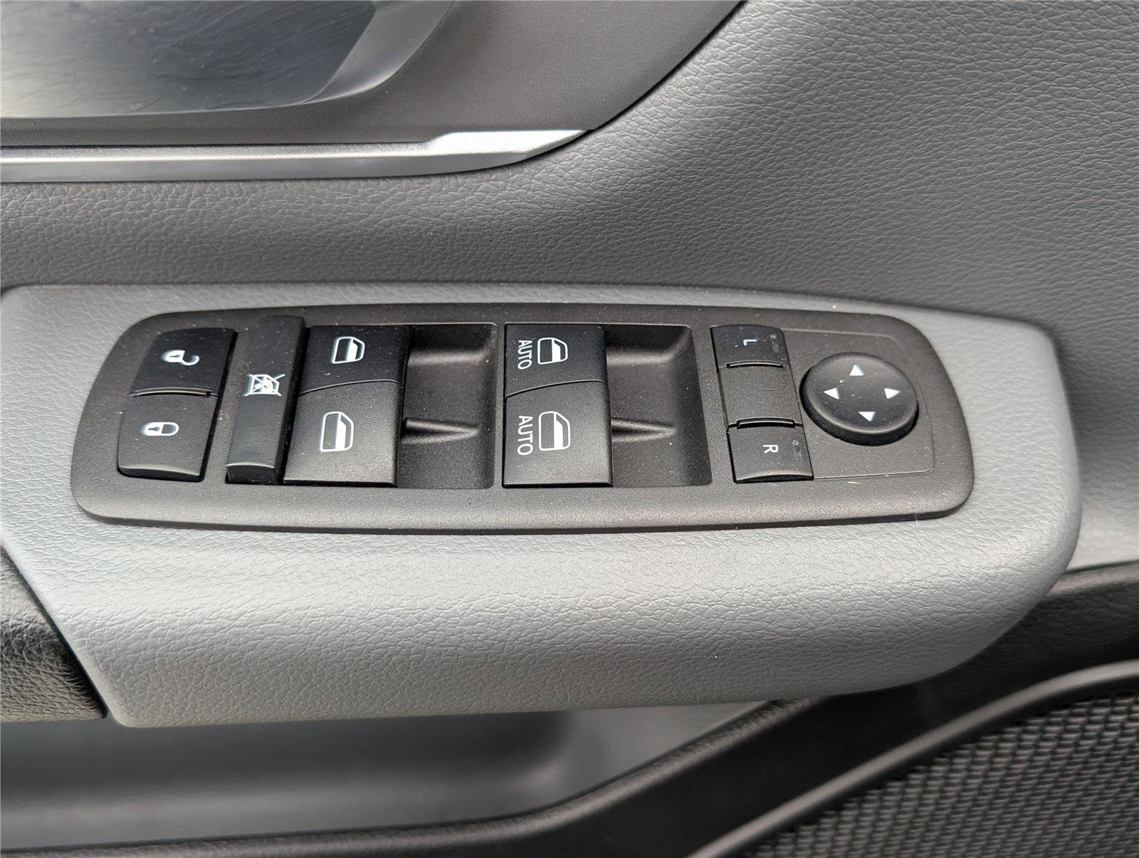 Used 2022 RAM 1500 Big Horn image 18