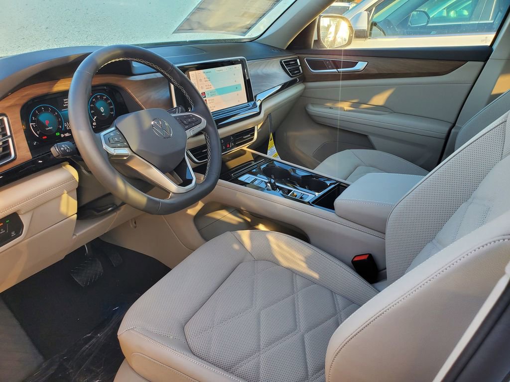 New 2026 Volkswagen Atlas SE image 7