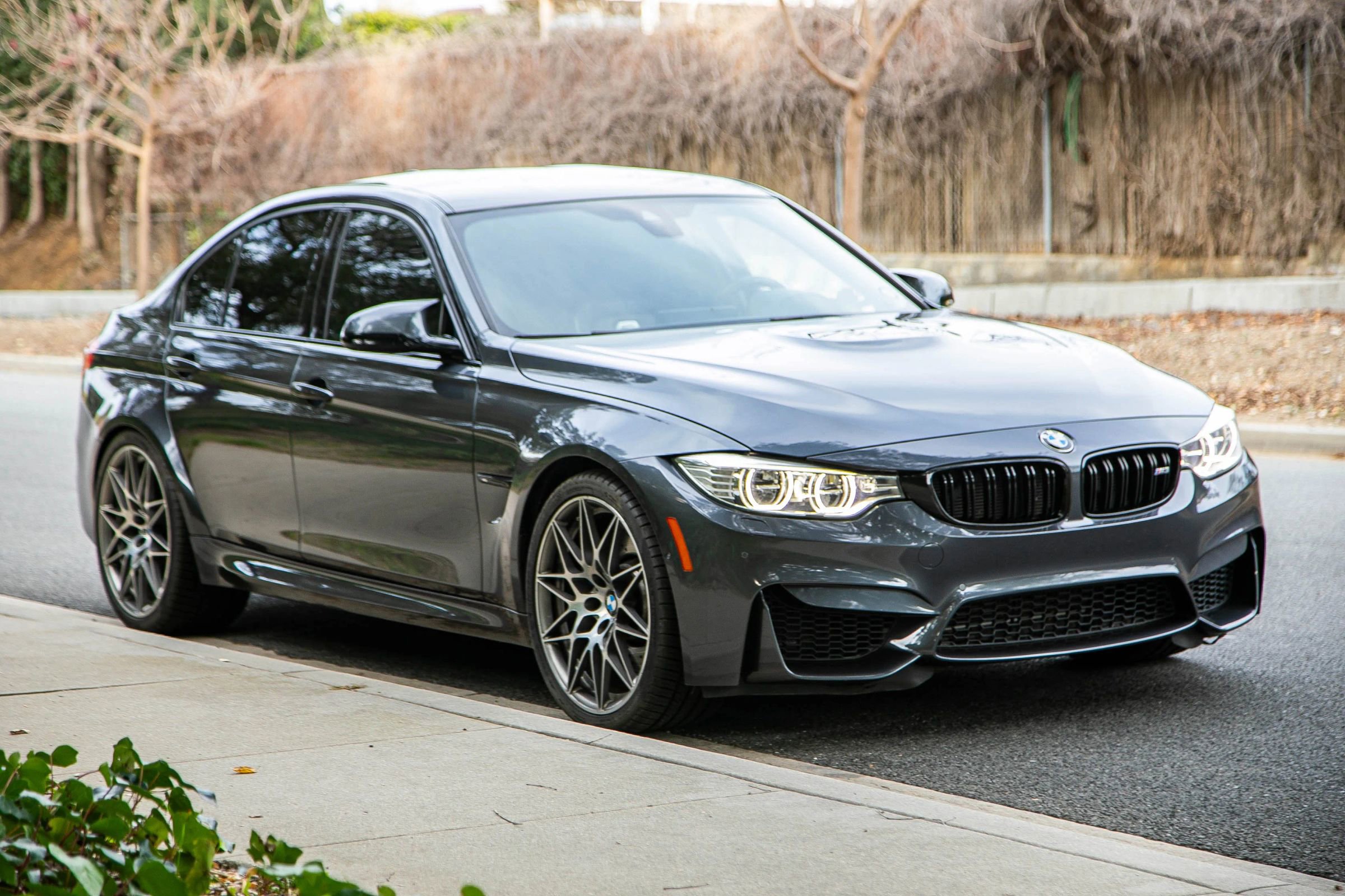 Used 2017 BMW M3 RWD image 3