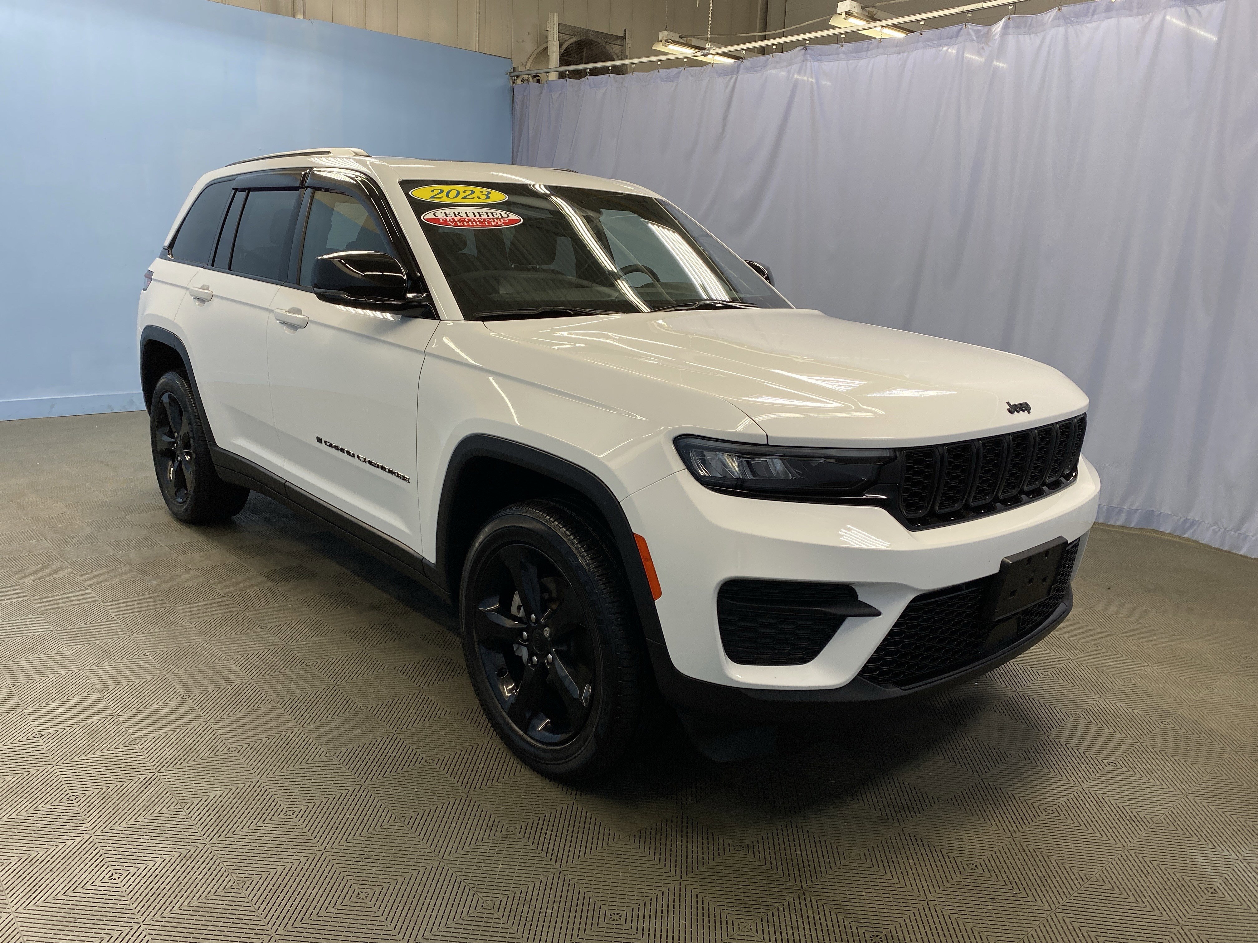 Certified 2023 Jeep Grand Cherokee Altitude