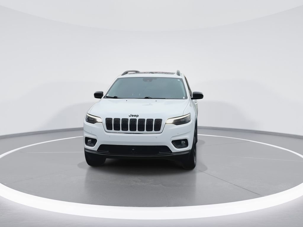 Used 2023 Jeep Cherokee Altitude Lux w/ Lux Elite Package AWD/4WD image 3