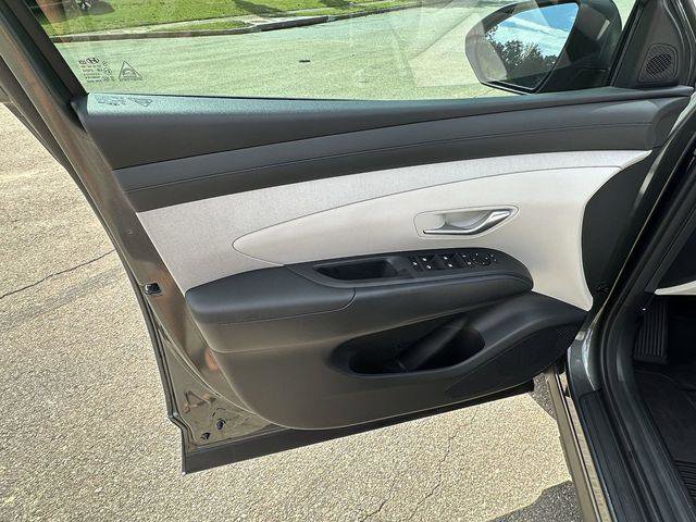 New 2025 Hyundai Tucson SEL image 10