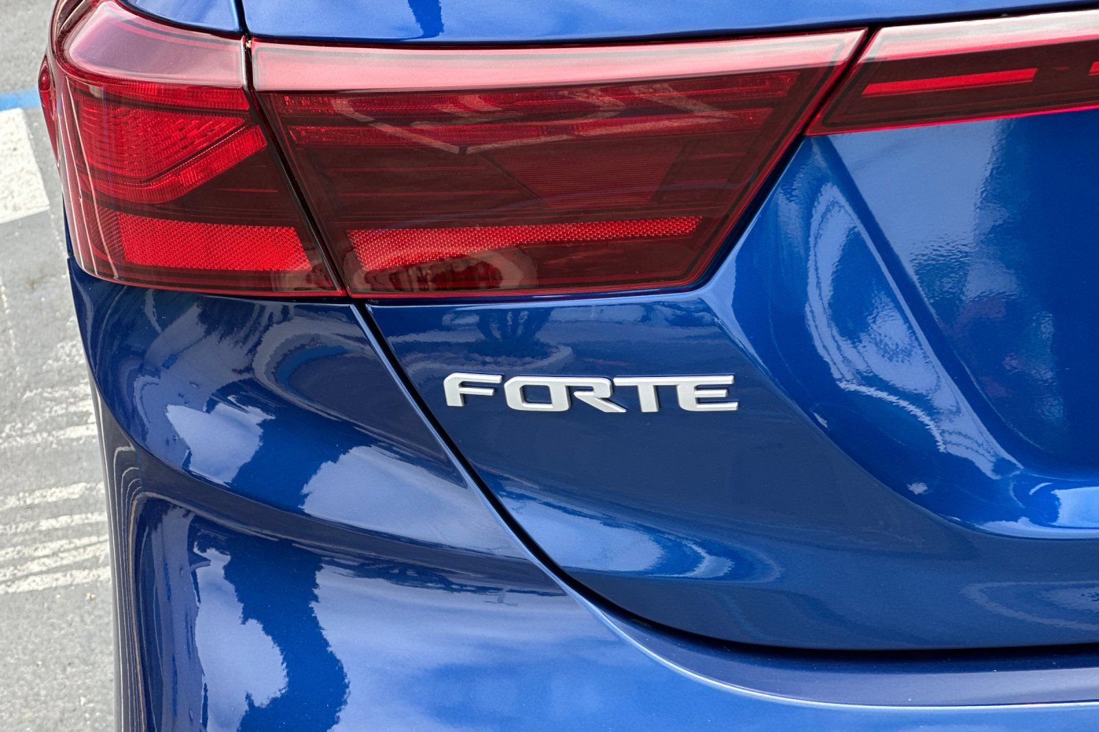 Used 2024 Kia Forte LXS FWD image 25