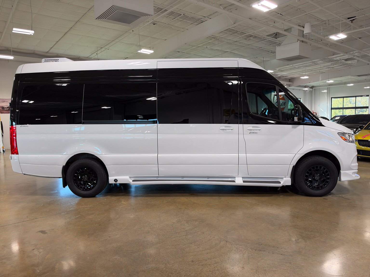 Used 2026 Mercedes-Benz Sprinter 2500 image 9