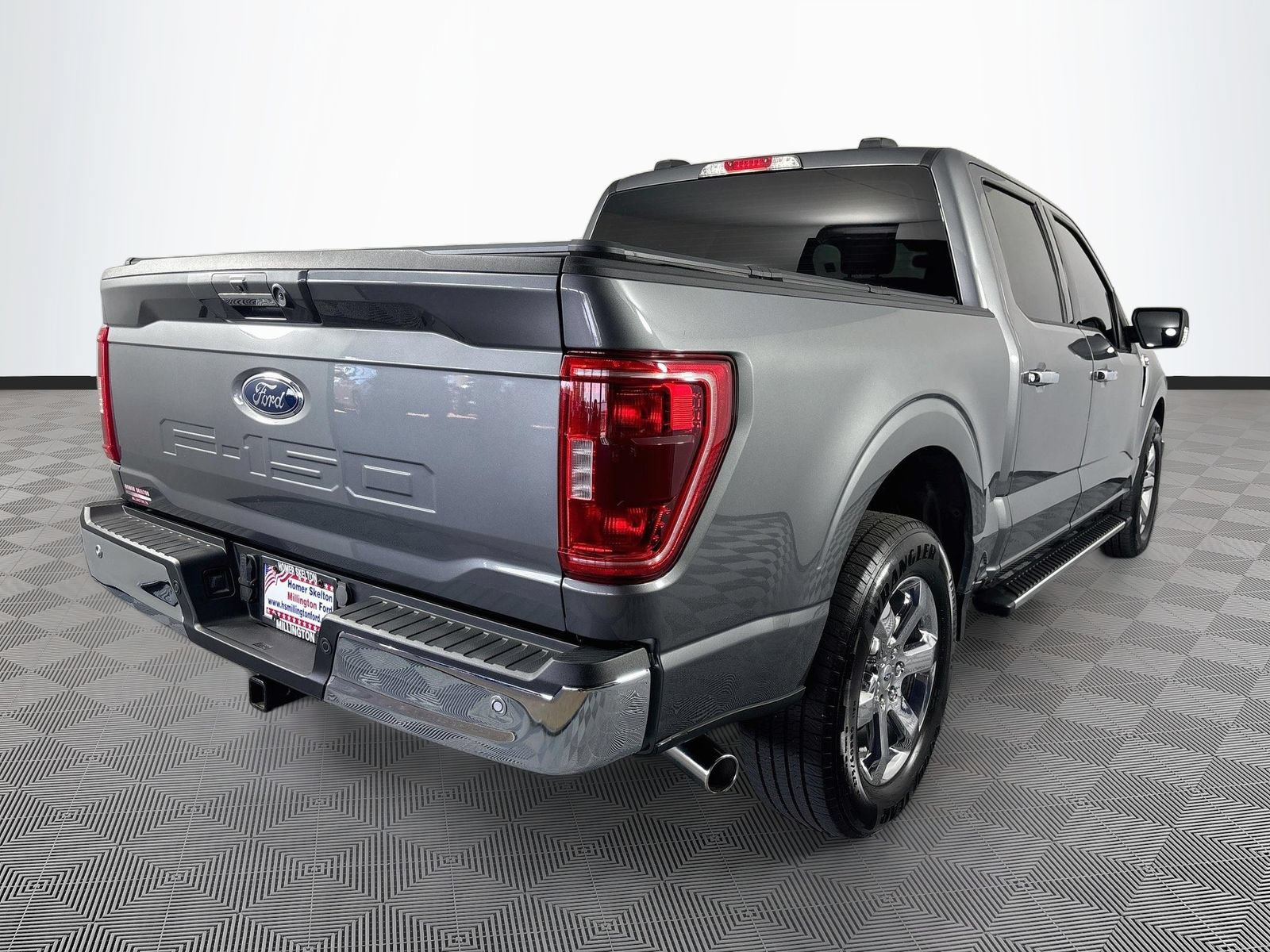Used 2023 Ford F150 XLT w/ Equipment Group 302A High RWD image 7