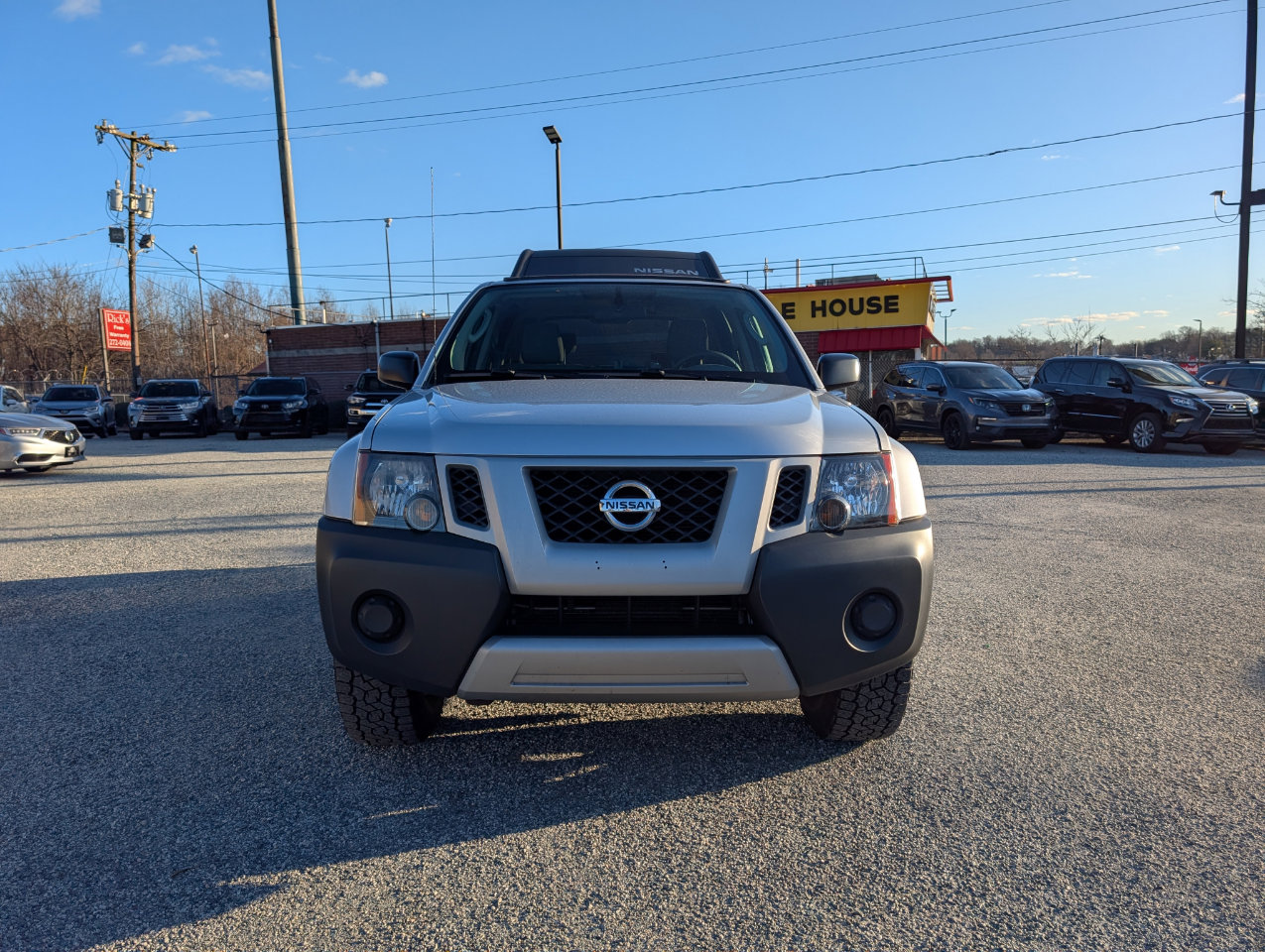 Used 2011 Nissan Xterra S image 2