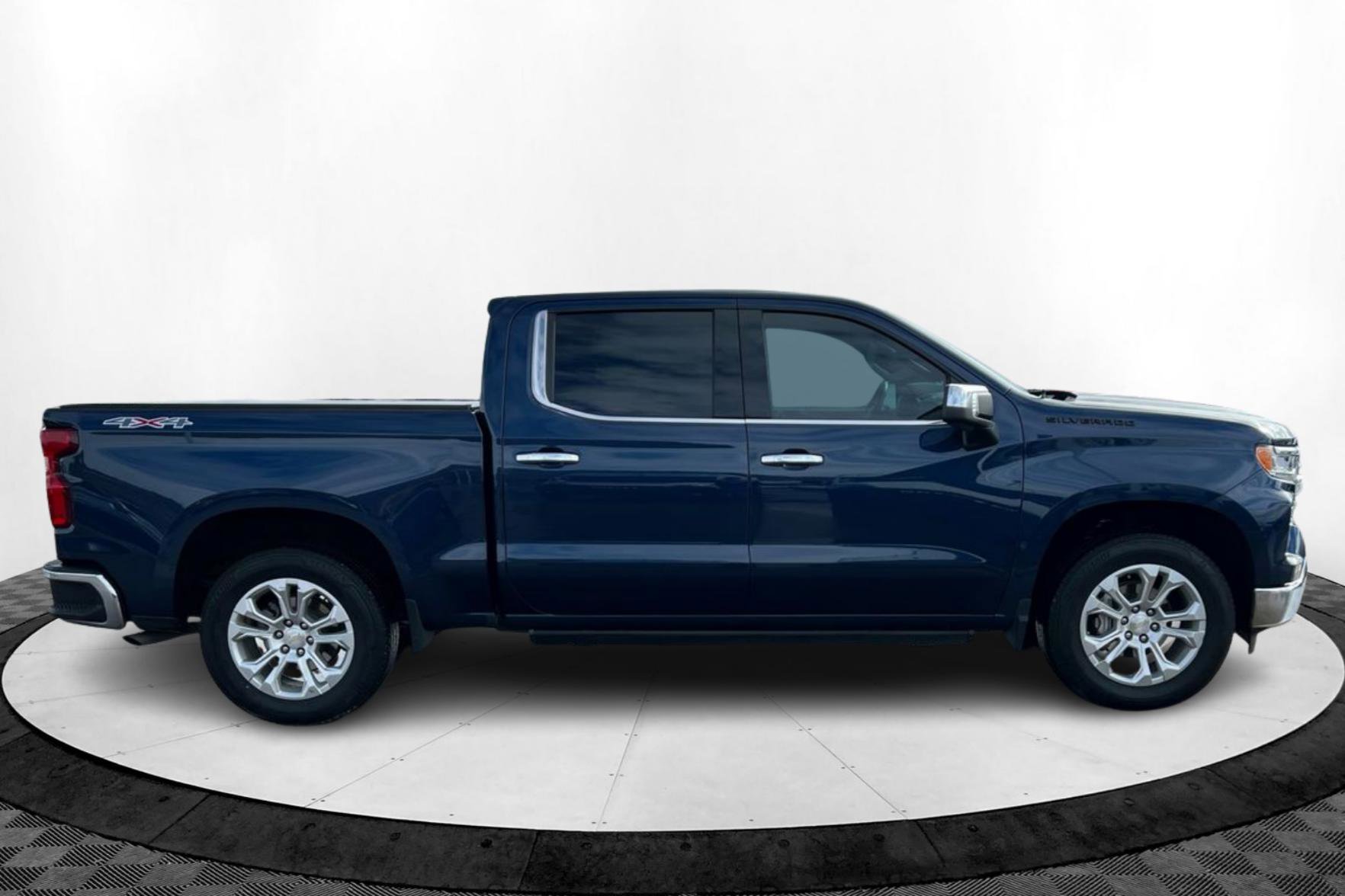 Certified 2023 Chevrolet Silverado 1500 LTZ w/ Technology Package image 7