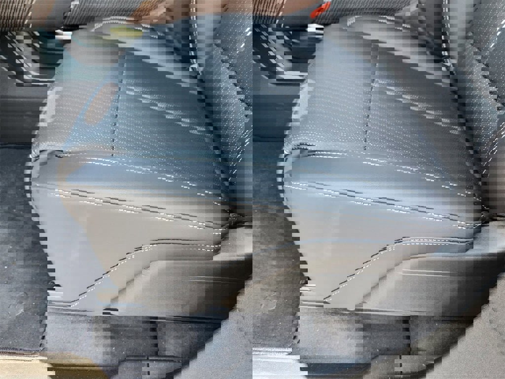 New 2026 Cadillac Vistiq Sport image 18