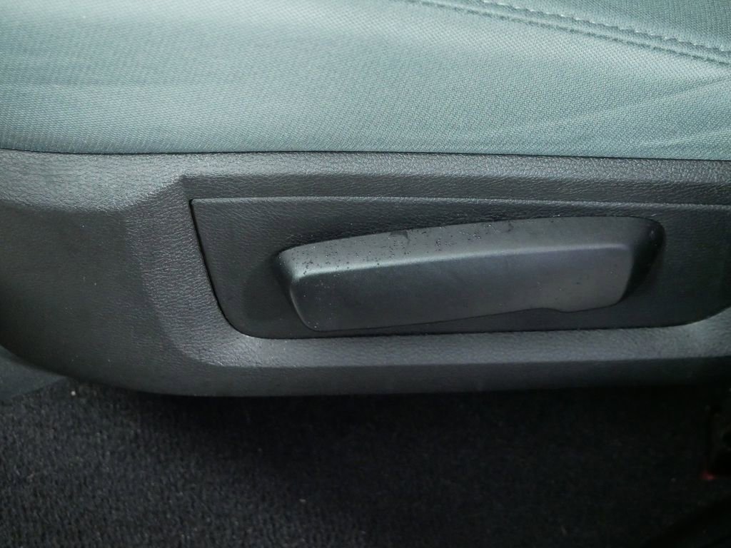 Used 2018 RAM 1500 Express w/ Express Value Package image 22