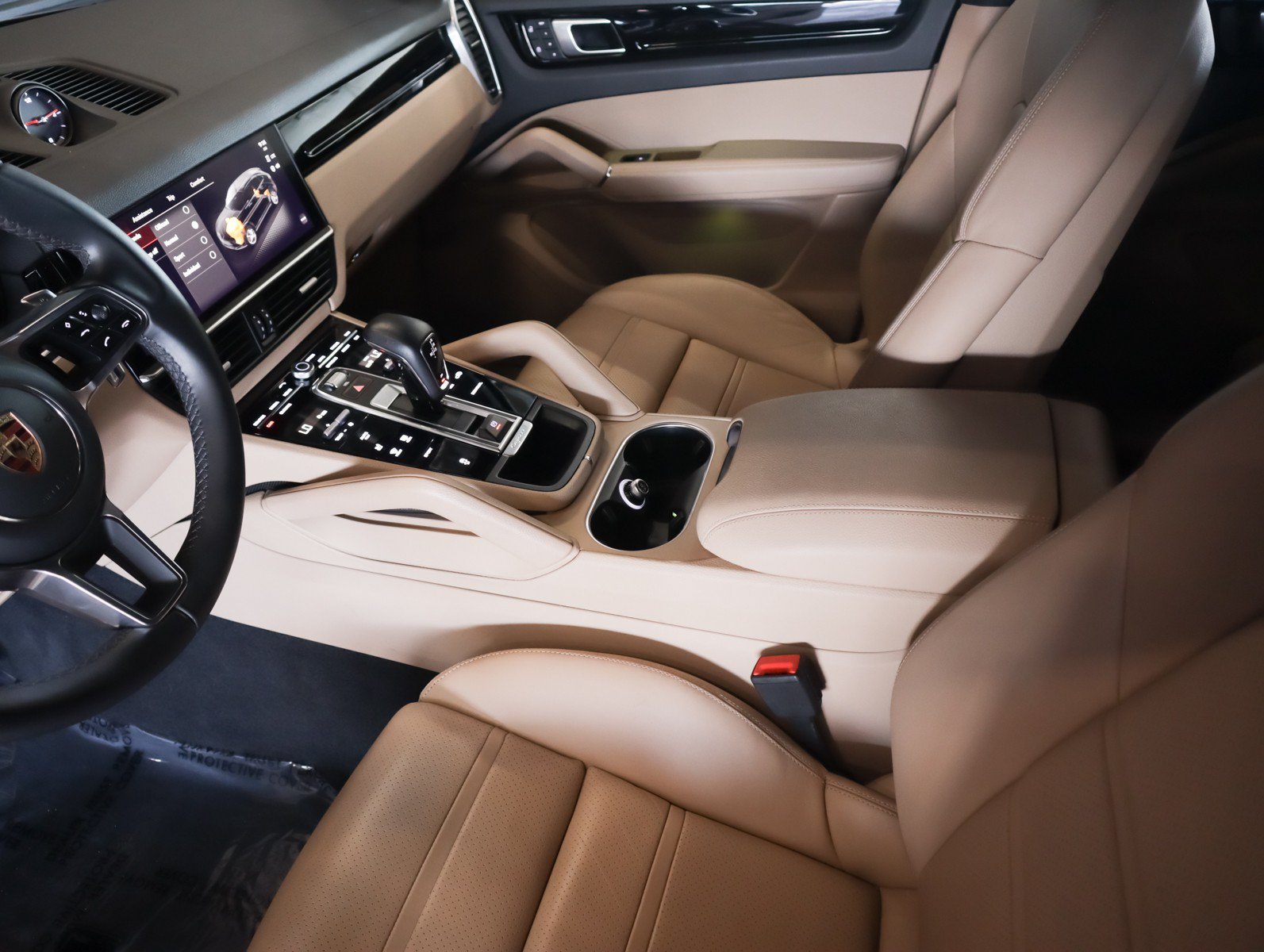 Certified 2023 Porsche Cayenne AWD/4WD image 19
