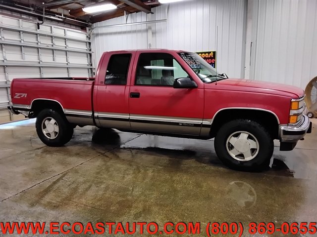 Used 1998 Chevrolet Silverado 1500 4x4 Extended Cab w/ Preferred Equipment Group 3 image 2
