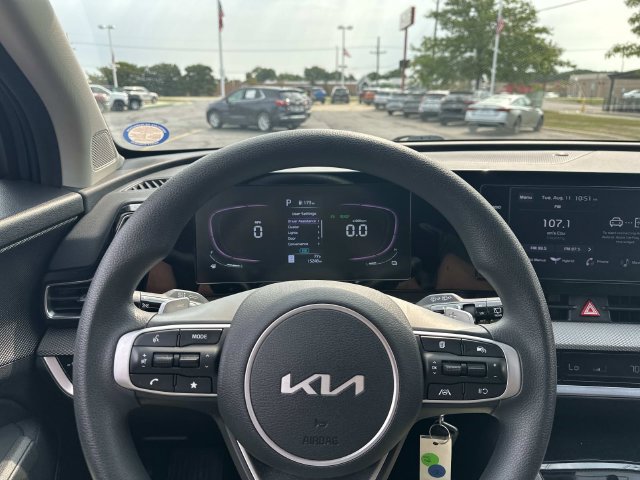Used 2023 Kia Sportage LX AWD/4WD image 24