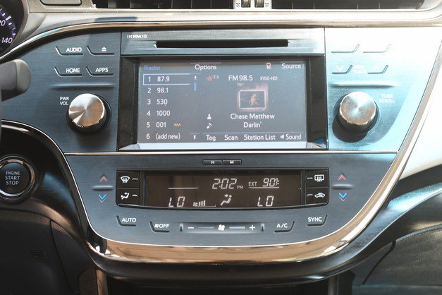 Used 2016 Toyota Avalon XLE Plus FWD image 21