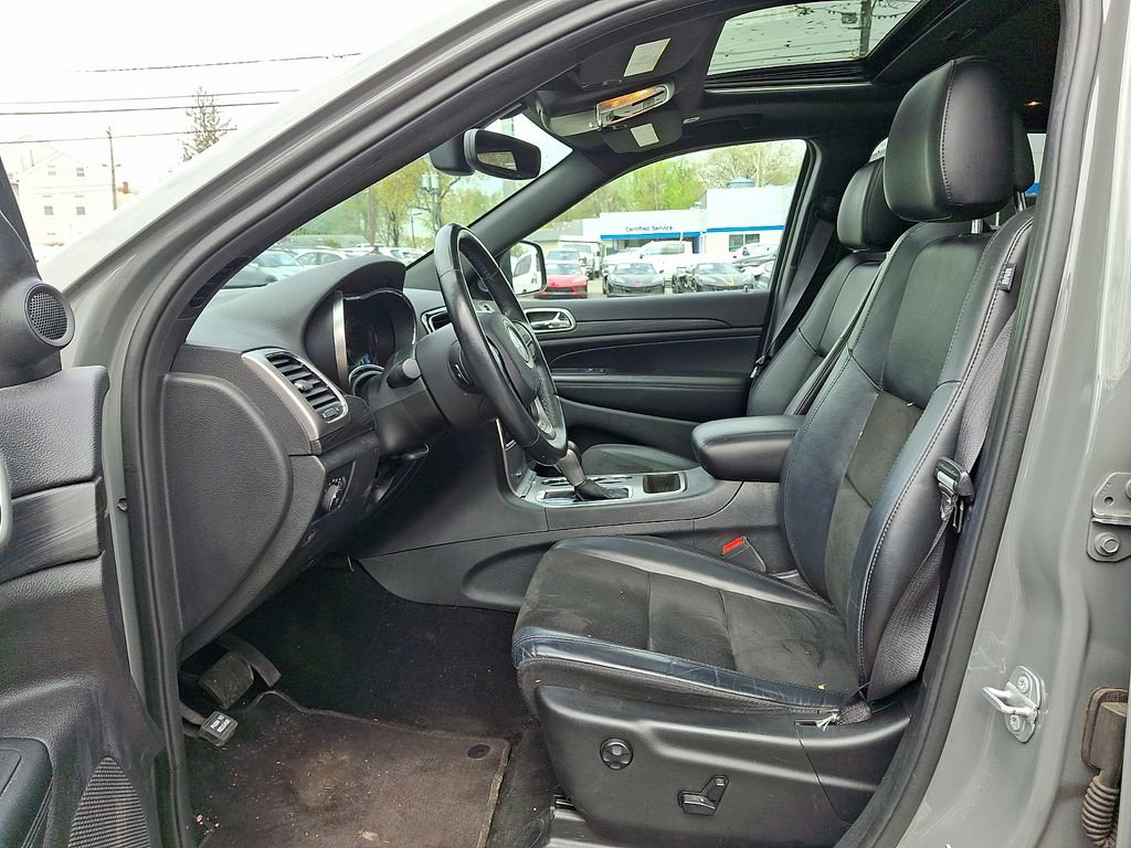 Used 2019 Jeep Grand Cherokee Altitude image 13