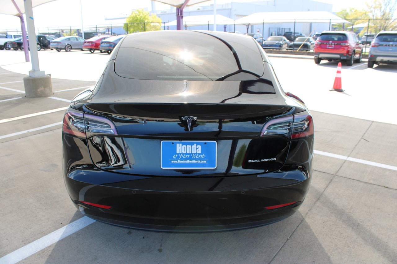 Used 2022 Tesla Model 3 Long Range AWD/4WD image 4