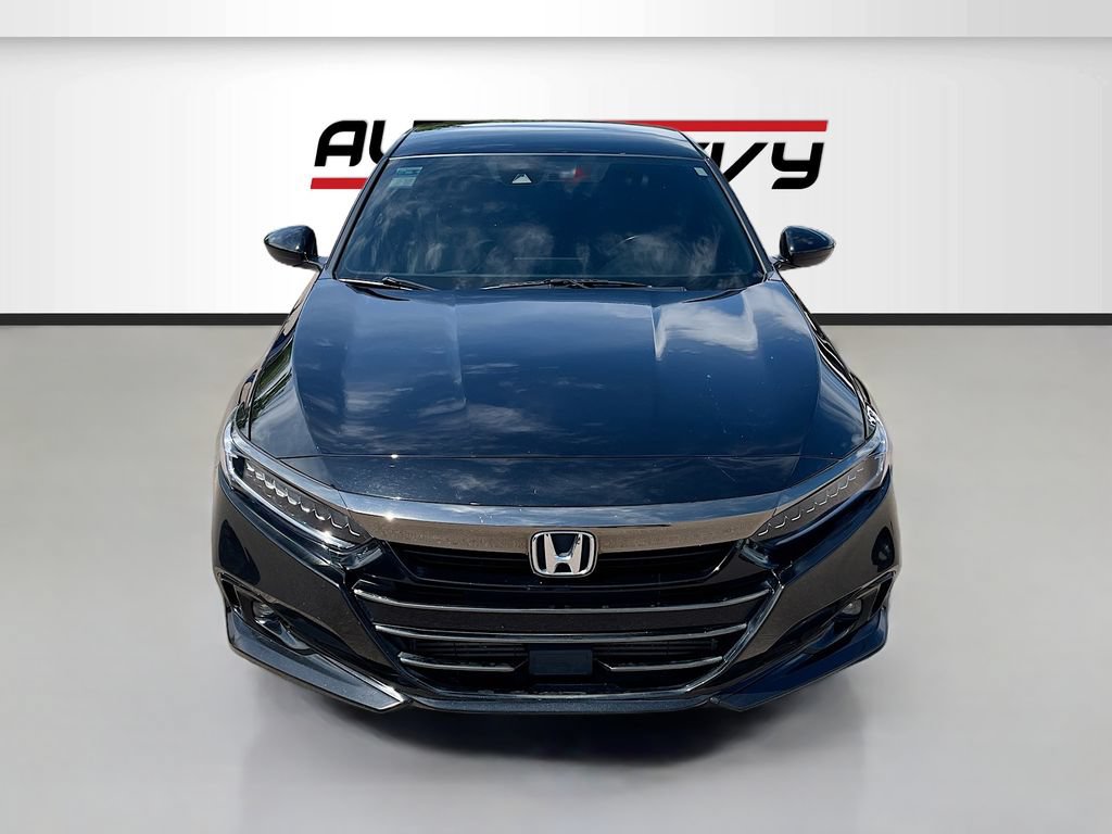 Used 2022 Honda Accord Sport image 2
