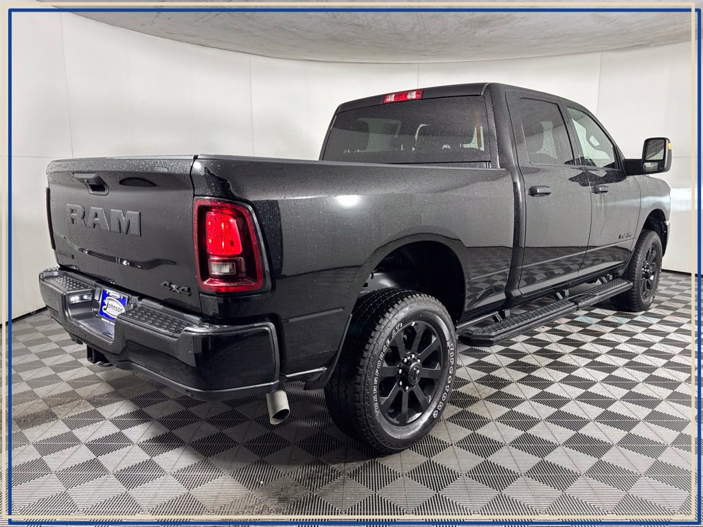 Used 2025 RAM 2500 Big Horn AWD/4WD image 9